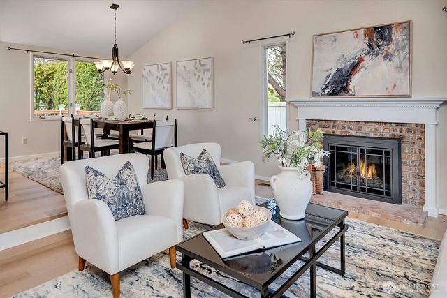 10825 NE 62nd Street, Kirkland, WA 98033