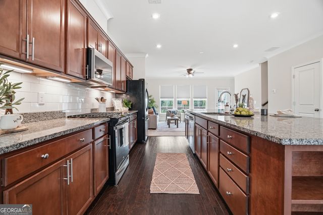 1049 Caruso Drive, Buford, GA 30518