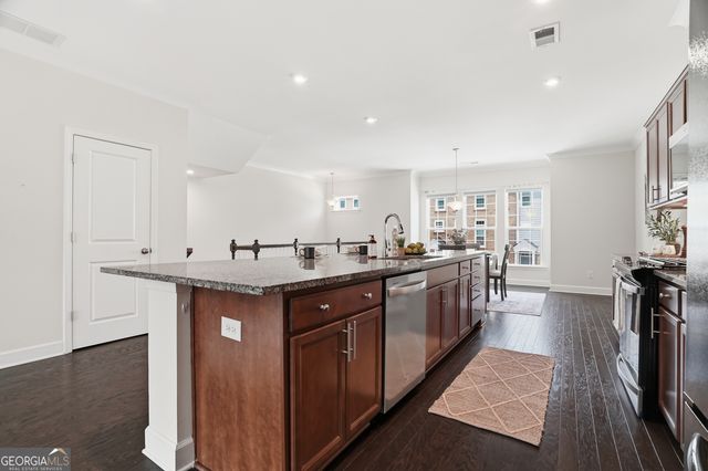1049 Caruso Drive, Buford, GA 30518