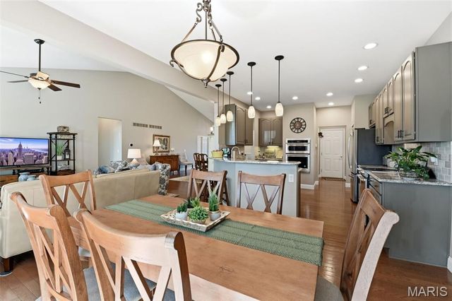 12638 Jane Denny Lane, St Louis, MO 63128