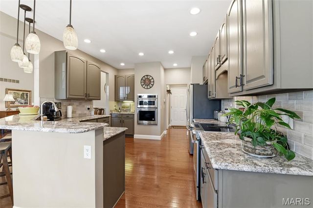 12638 Jane Denny Lane, St Louis, MO 63128