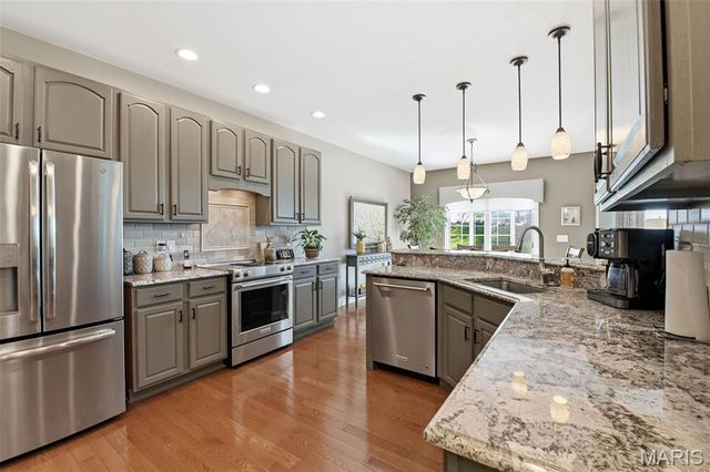 12638 Jane Denny Lane, St Louis, MO 63128