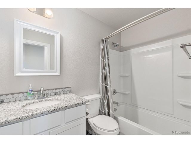 6109 Burdock Ct 103, Erie, CO 80516