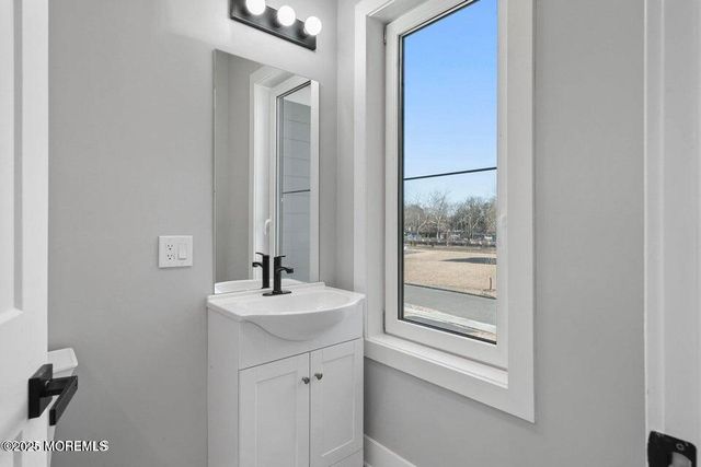 2 Haystack Court, Howell, NJ 07731