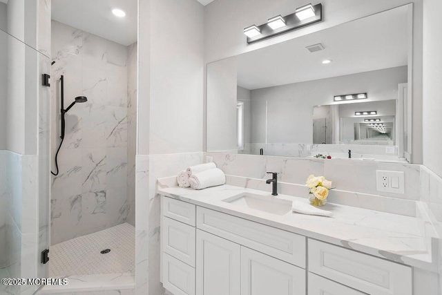 2 Haystack Court, Howell, NJ 07731