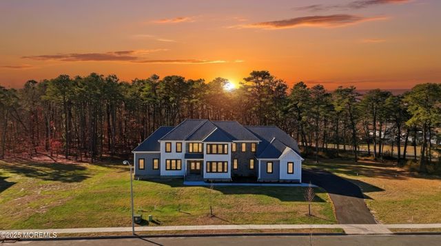 2 Haystack Court, Howell, NJ 07731