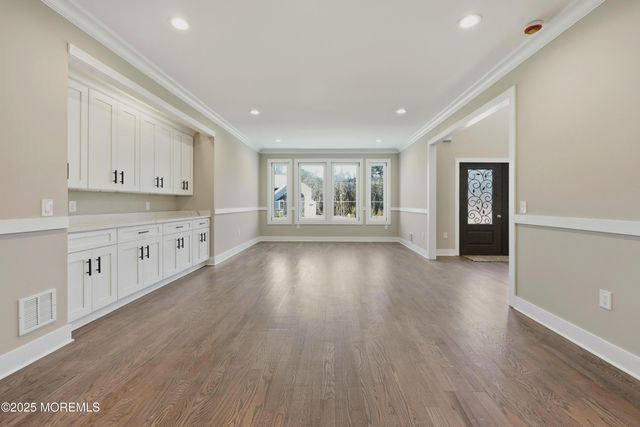 2 Haystack Court, Howell, NJ 07731