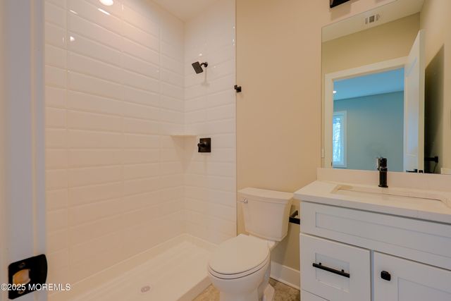 2 Haystack Court, Howell, NJ 07731