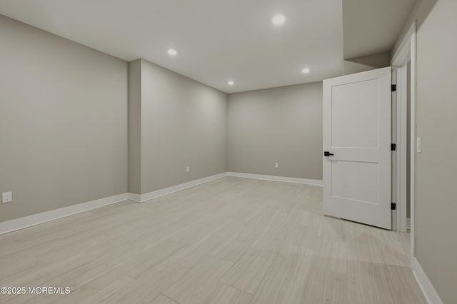 2 Haystack Court, Howell, NJ 07731