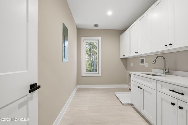 2 Haystack Court, Howell, NJ 07731