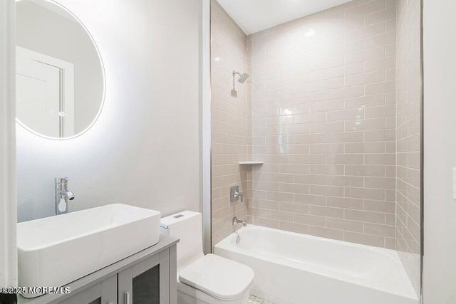 2 Haystack Court, Howell, NJ 07731