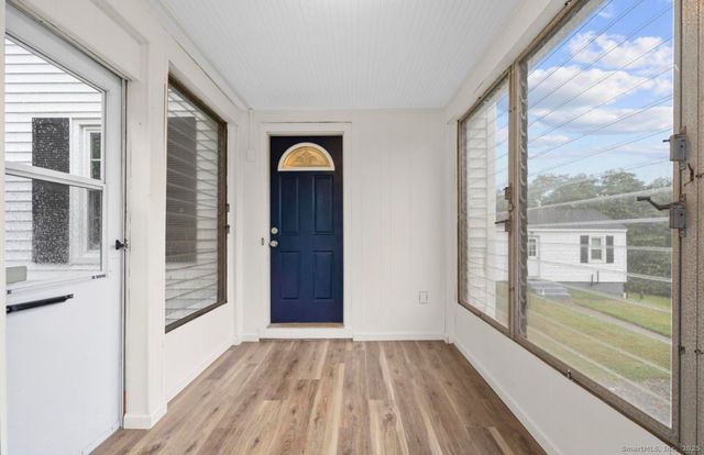 2071 Middletown Avenue, North Branford, CT 06472