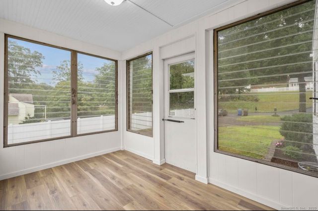 2071 Middletown Avenue, North Branford, CT 06472