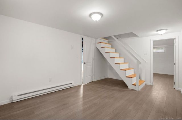 2071 Middletown Avenue, North Branford, CT 06472