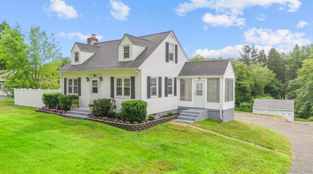 2071 Middletown Avenue, North Branford, CT 06472