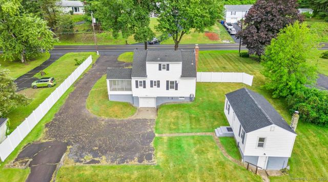 2071 Middletown Avenue, North Branford, CT 06472