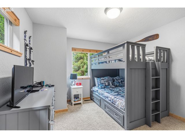 101 LIGHTHOUSE Ln, Mossyrock, WA 98564