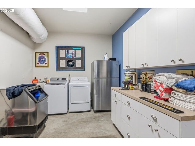 101 LIGHTHOUSE Ln, Mossyrock, WA 98564