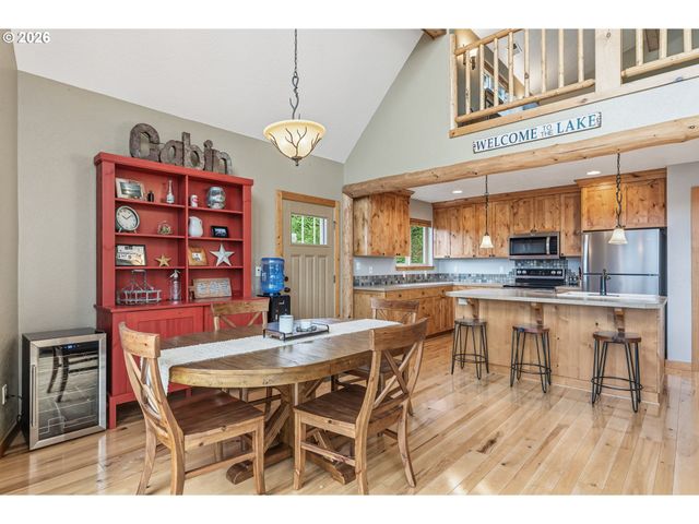 101 LIGHTHOUSE Ln, Mossyrock, WA 98564