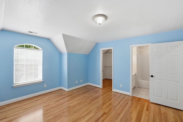 3132 Forest Shadows Drive, Chattanooga, TN 37421