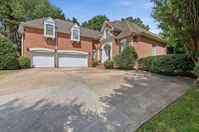 3132 Forest Shadows Drive, Chattanooga, TN 37421