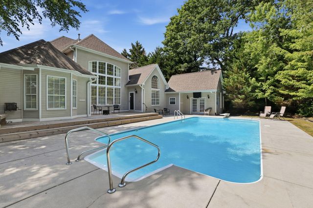 3132 Forest Shadows Drive, Chattanooga, TN 37421