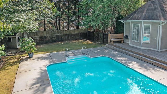 3132 Forest Shadows Drive, Chattanooga, TN 37421