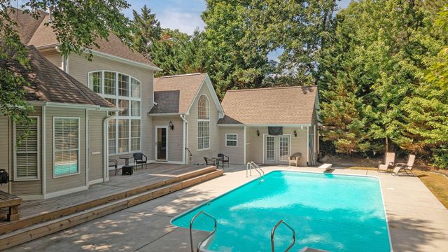3132 Forest Shadows Drive, Chattanooga, TN 37421