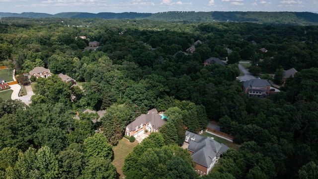 3132 Forest Shadows Drive, Chattanooga, TN 37421
