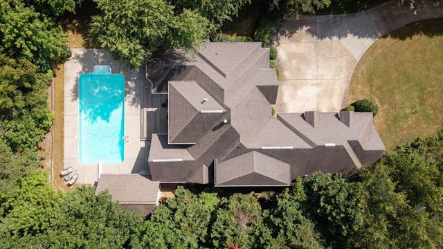 3132 Forest Shadows Drive, Chattanooga, TN 37421