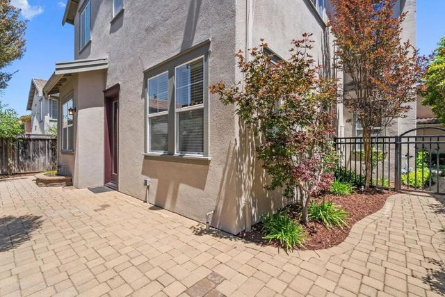 7543 Turnberry Way, Gilroy, CA 95020