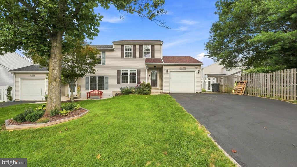 2030 CLOVER MILL RD, QUAKERTOWN, PA 18951 — photo 2