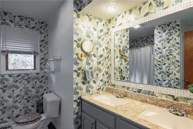 151 Granada Circle, Parkersburg, WV 26104