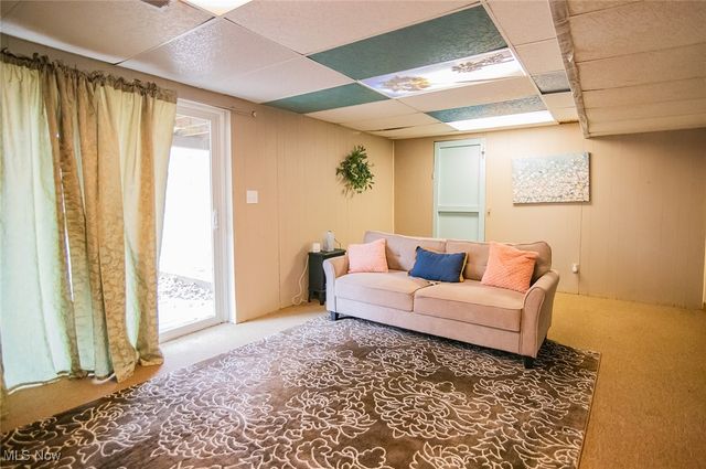 151 Granada Circle, Parkersburg, WV 26104