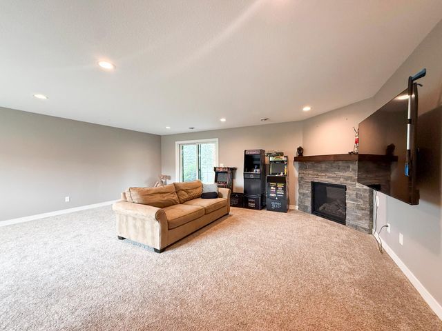 1657 Century Ridge Lane NE, Rochester, MN 55906