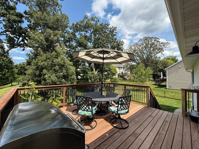 1657 Century Ridge Lane NE, Rochester, MN 55906