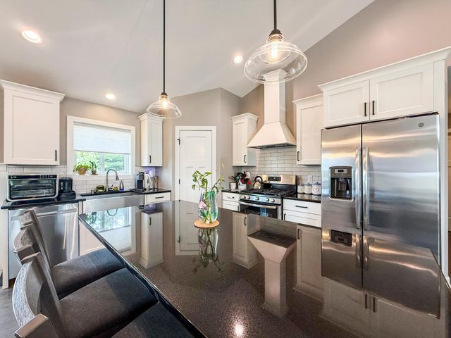 1657 Century Ridge Lane NE, Rochester, MN 55906