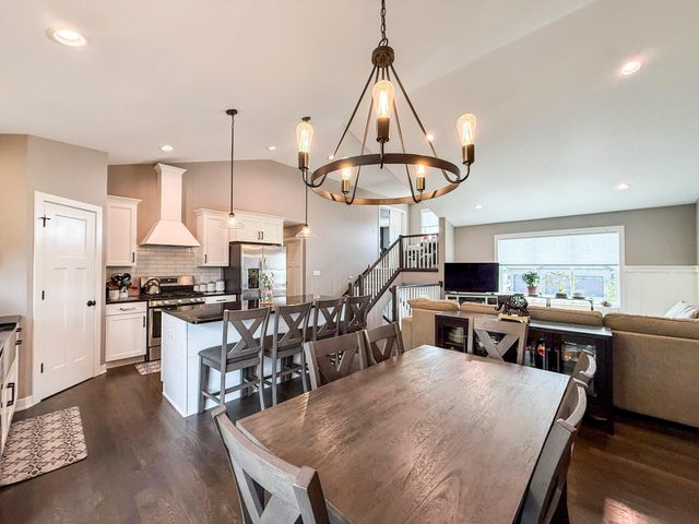 1657 Century Ridge Lane NE, Rochester, MN 55906