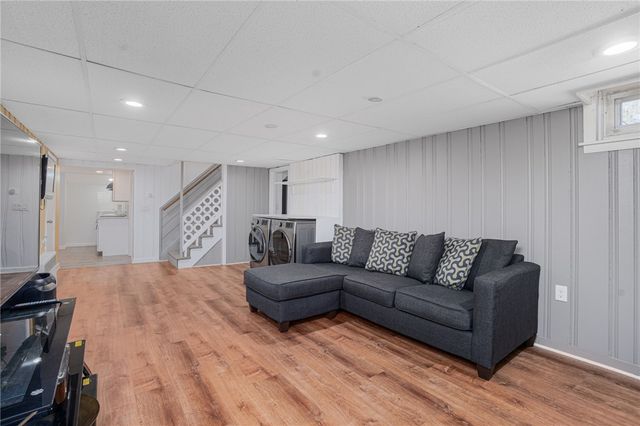 9 Heath Street, Johnston, RI 02919