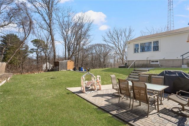 9 Heath Street, Johnston, RI 02919