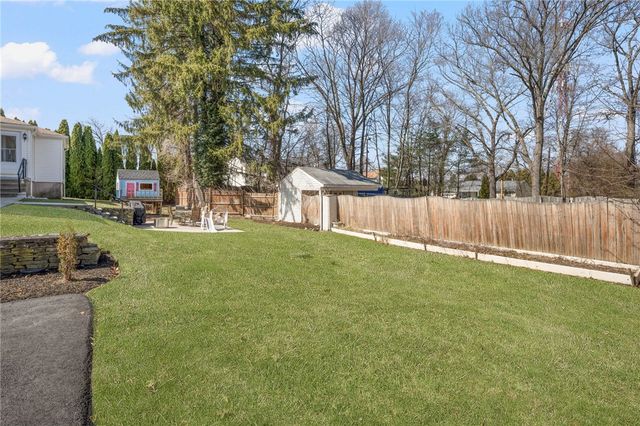 9 Heath Street, Johnston, RI 02919
