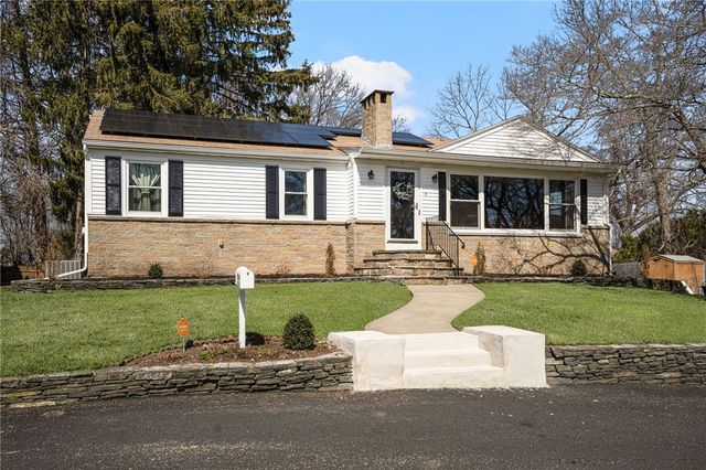9 Heath Street, Johnston, RI 02919