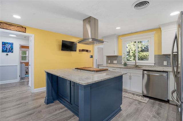 9 Heath Street, Johnston, RI 02919