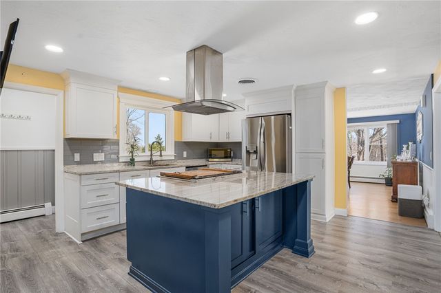 9 Heath Street, Johnston, RI 02919