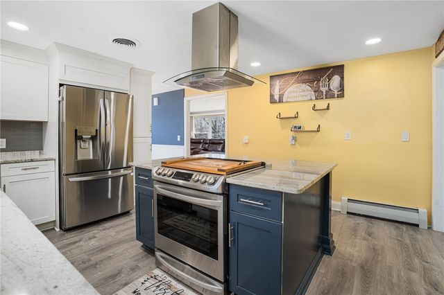 9 Heath Street, Johnston, RI 02919