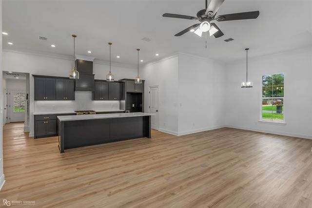 231 Ramsey, Stonewall, LA 71078