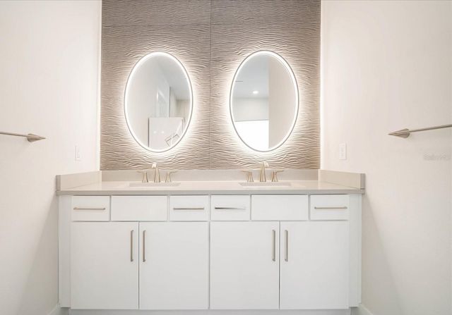 8809 DRUMMER PLANK DRIVE, Wesley Chapel, FL 33545