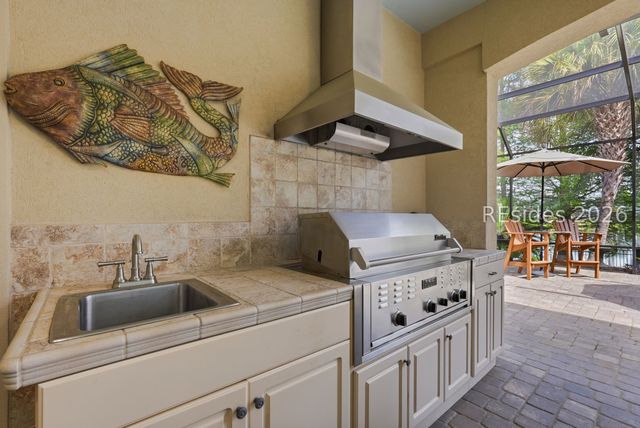 9 Holly Grove Rd, Bluffton, SC 29909