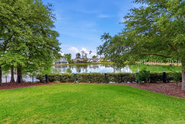 9 Holly Grove Rd, Bluffton, SC 29909