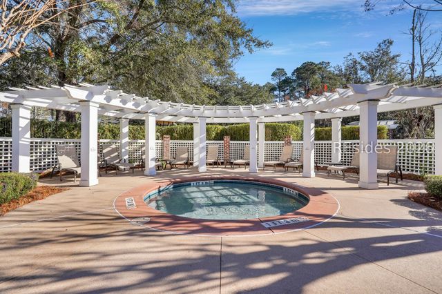 9 Holly Grove Rd, Bluffton, SC 29909